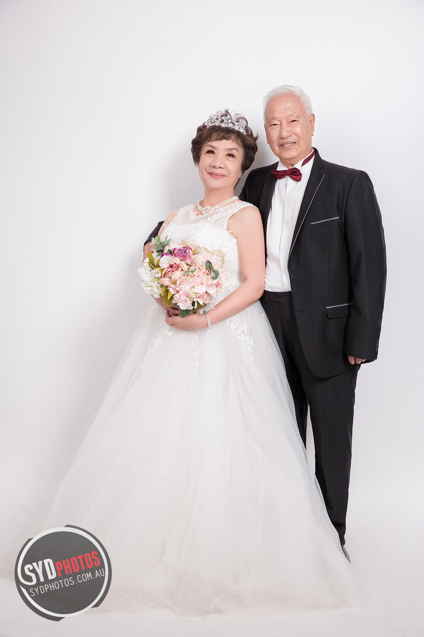 为老年夫妇免费拍摄婚纱照！珠海市妇联开展公益摄影活动